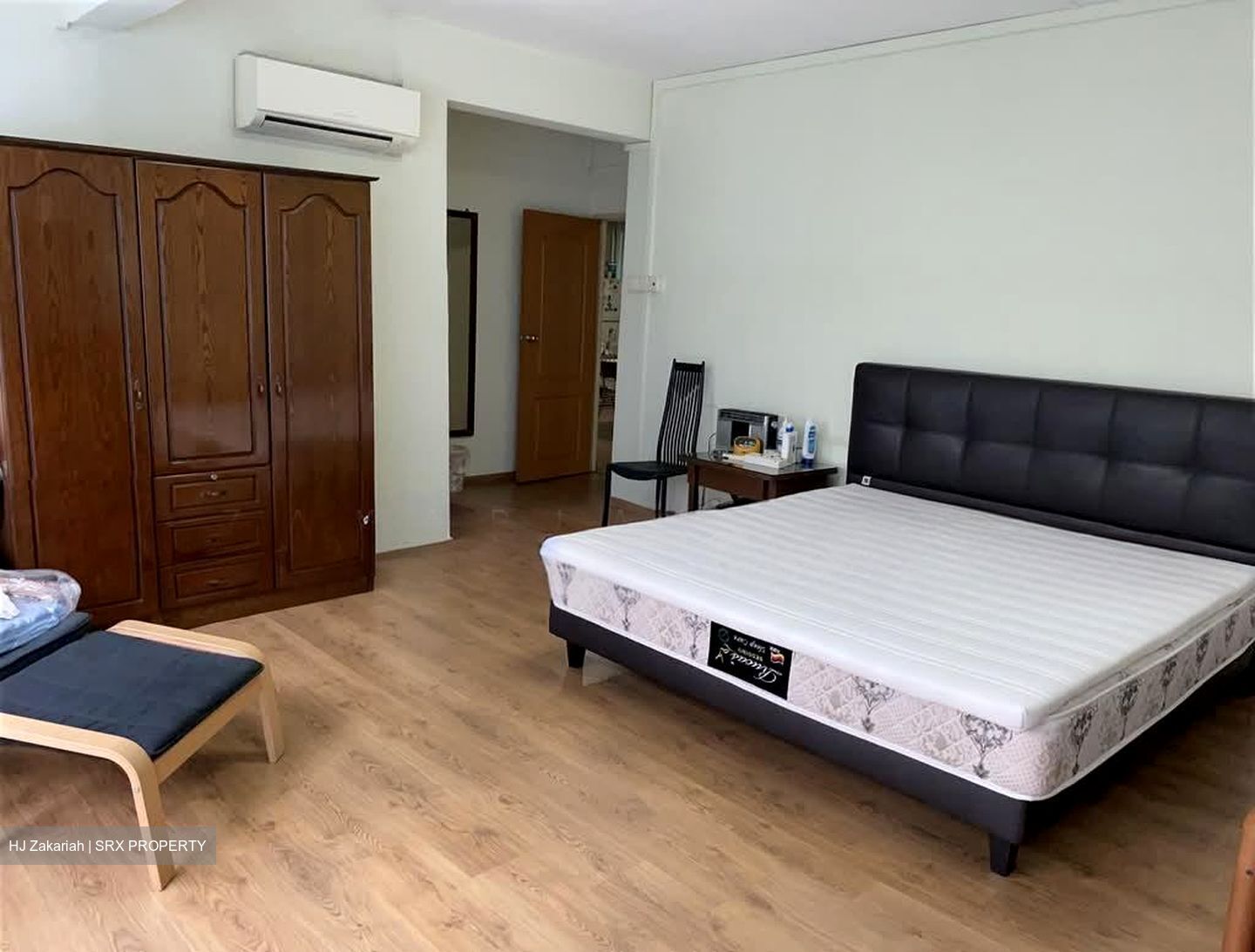 Holland Court (D10), Apartment #579097011